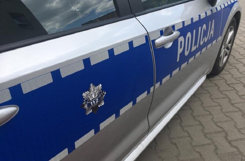 Spowodował kolizję i uciekł. Po chwili zgłosił kradzież jednośladu