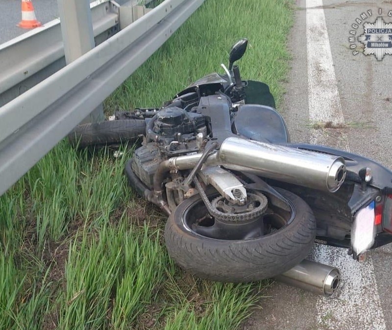 Tragiczny wypadek na DK-81 w Mikołowie – motocyklista zginął na miejscu!