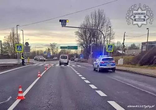 Tragiczny wypadek na ulicy Krakowskiej. Nastolatek potrącony na przejściu dla pieszych