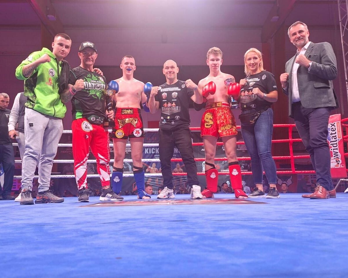 W sobotę tj. 16 marca br. w Hali Sportowej MOSiR odbyła się VI Charytatywna Gala Kickboxingu dla Adriana i Darka, którzy cierpią na bardzo poważne schorzenia / fot. Flash K1 Mikołów