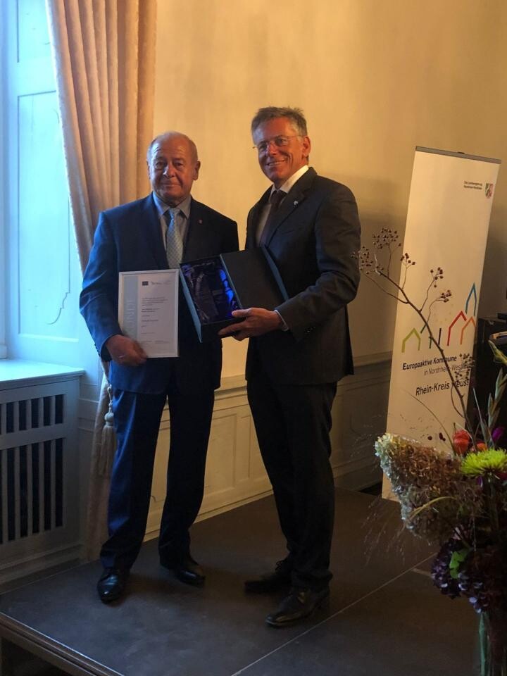 Od 16 do 19 września w Reńskim Powiecie Neuss w Niemczech odbywały się uroczyste obchody 25-lecia współpracy z Powiatem Mikołowskim, które pierwotnie były zaplanowane na 2020 rok.