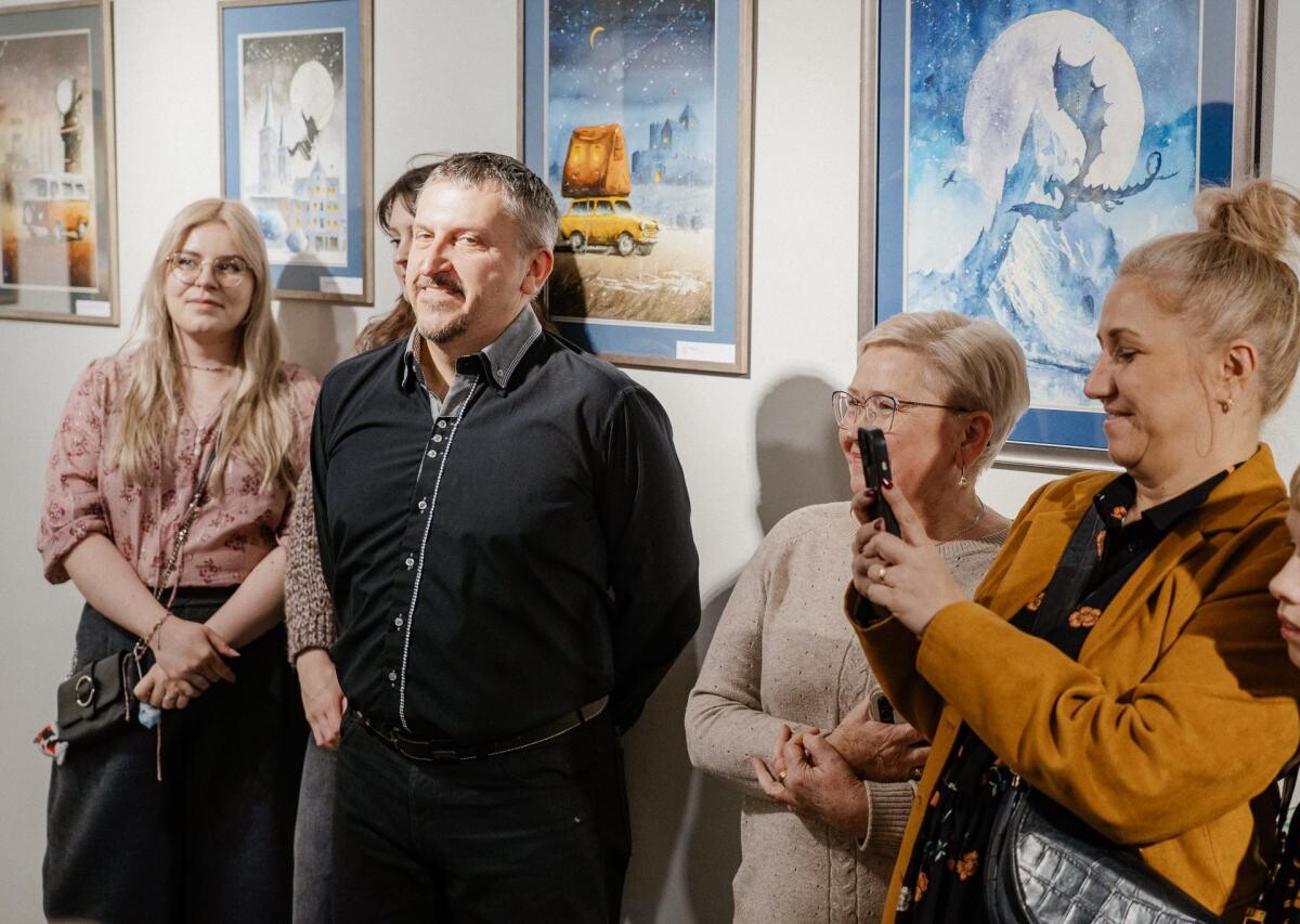 Grzegorz Chudy zaprasza na wystawę „Carpe Noctem” w Muzeum w Mikołowie / fot. Birdabo Studio