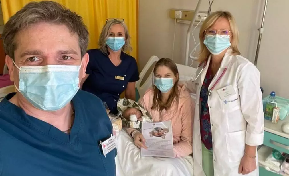 Zarząd szpitala pogratulował rodzicom małego Leona/fot. Centrum Zdrowia w Mikołowie (Facebook)