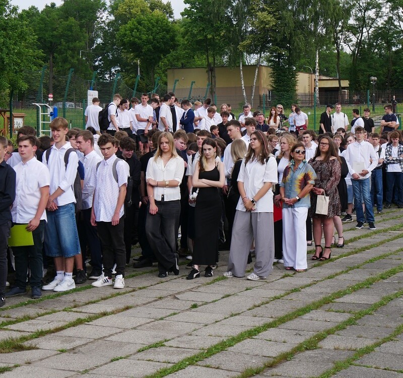 Zespół Szkół Technicznych w Mikołowie podsumował rok – nagrody, dyplomy i pożegnania