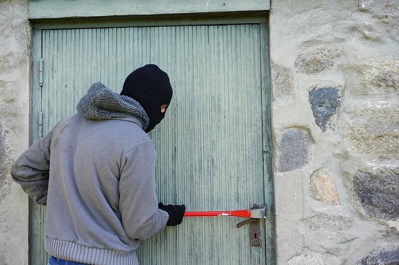 Złodzieje nie śpią - bądź czujny!